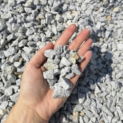 Granit 8-16 mm grys granitowy dalmatyńczyk kamień naturalny do ogrodu 1000 kg TONA