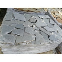 Gnejs szary kamień naturalny elewacyjny mała płytka 1-3 cm