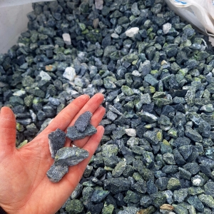 Serpentynit 16-22 grys zielony serpentynitowy green arctic kamień do ogrodu 1000 kg TONA