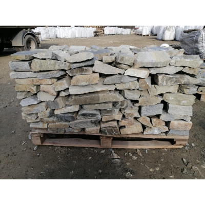 Kamień naturalny na murek gnejs murowy szary 10-30 cm 1000 kg TONA