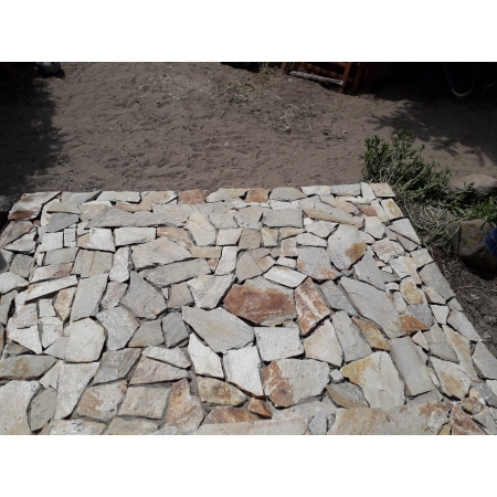 Gnejs Szaro-Złoty kamień naturalny elewacyjny na elewację ścianę mała płytka 1-3 cm