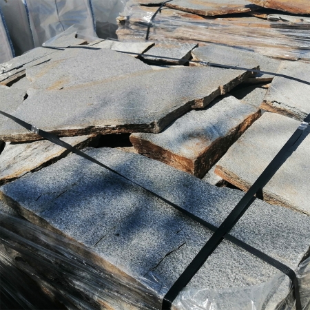 Gnejs Szaro-Złoty Metaliczny kamień naturalny elewacyjny na taras schody murek duża płytka 1-3 cm